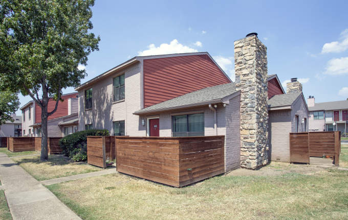 Bent Tree Park apartments