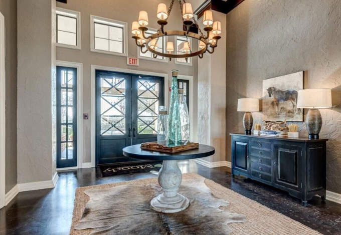 Lost Spurs Ranch apartments