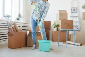 Spring-cleaning-300&times;200 - Dallas Apartments
