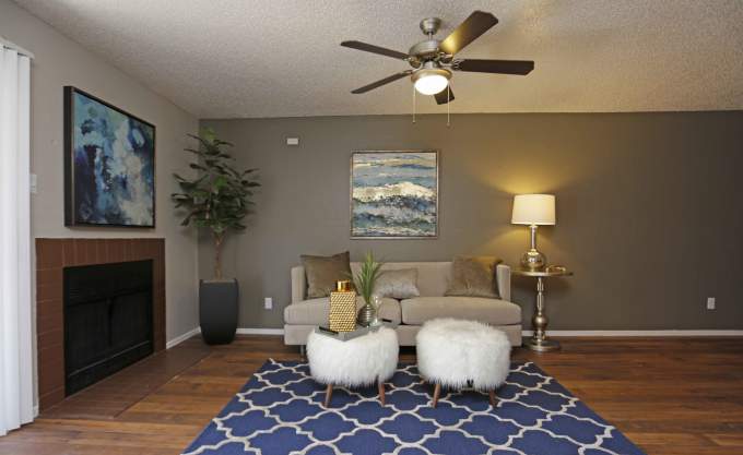 Tides at Highland Meadows apartments