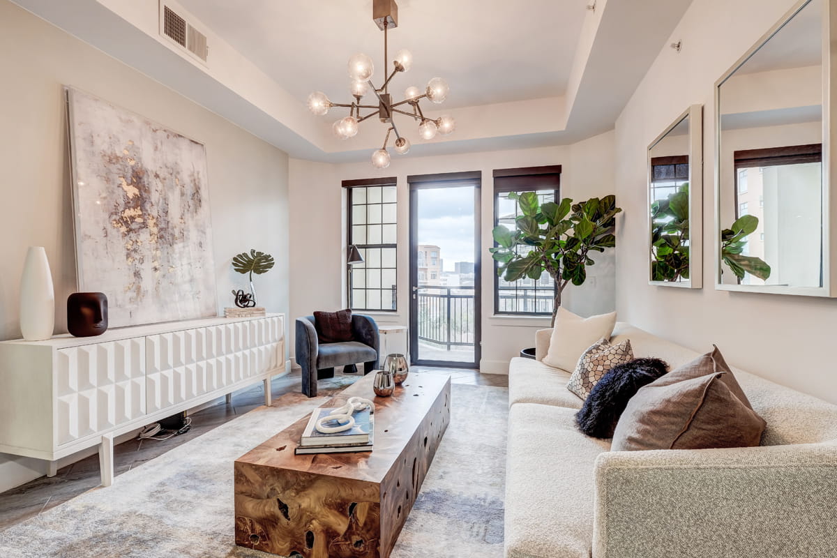 Apartments in Turtle Creek, Uptown Dallas | Uptown Locators