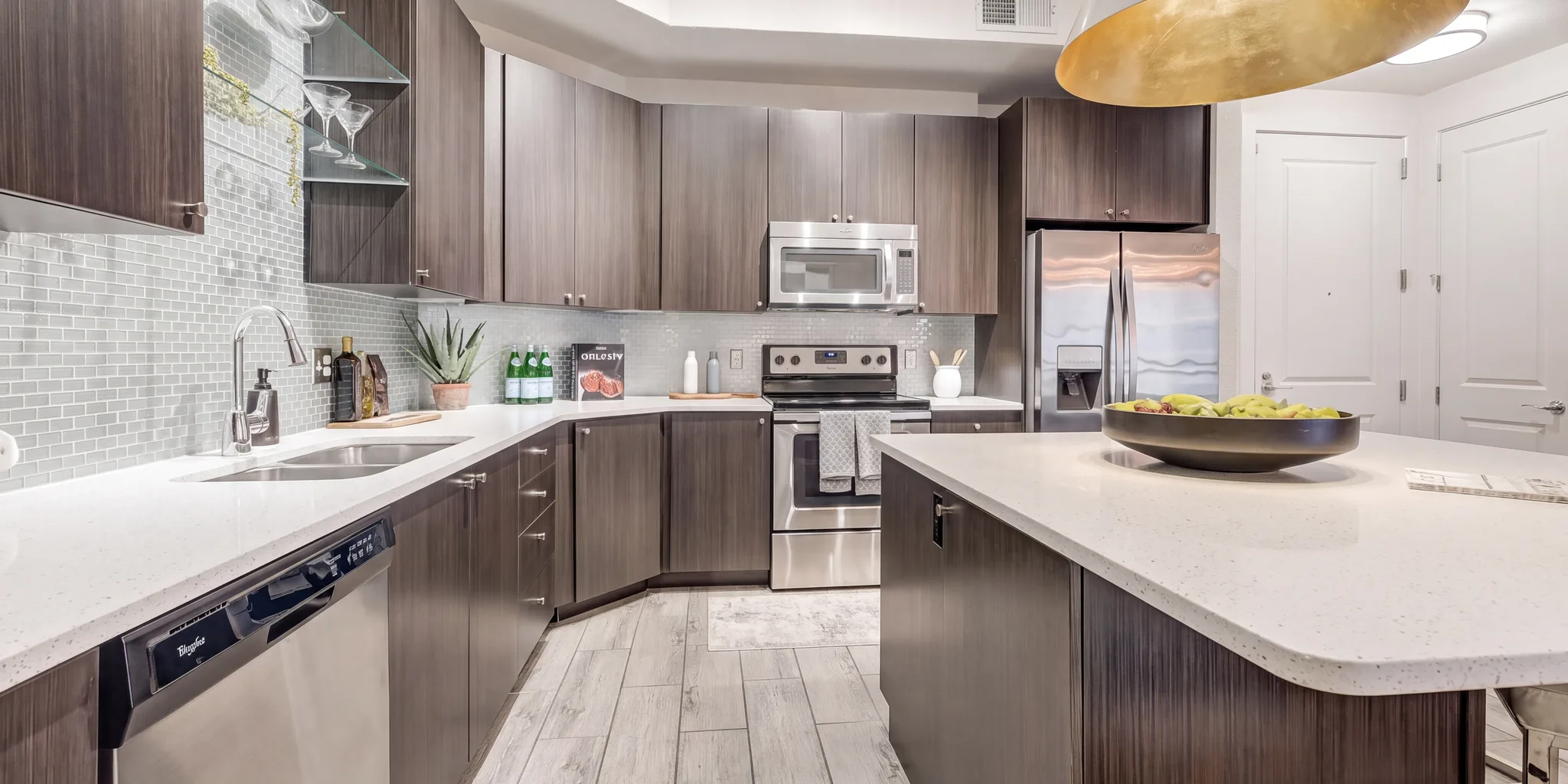 Apartments in Knox Henderson, Dallas | Uptown Locators